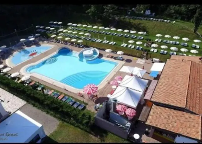 Charme Nel Borgo - Maria Corniglio